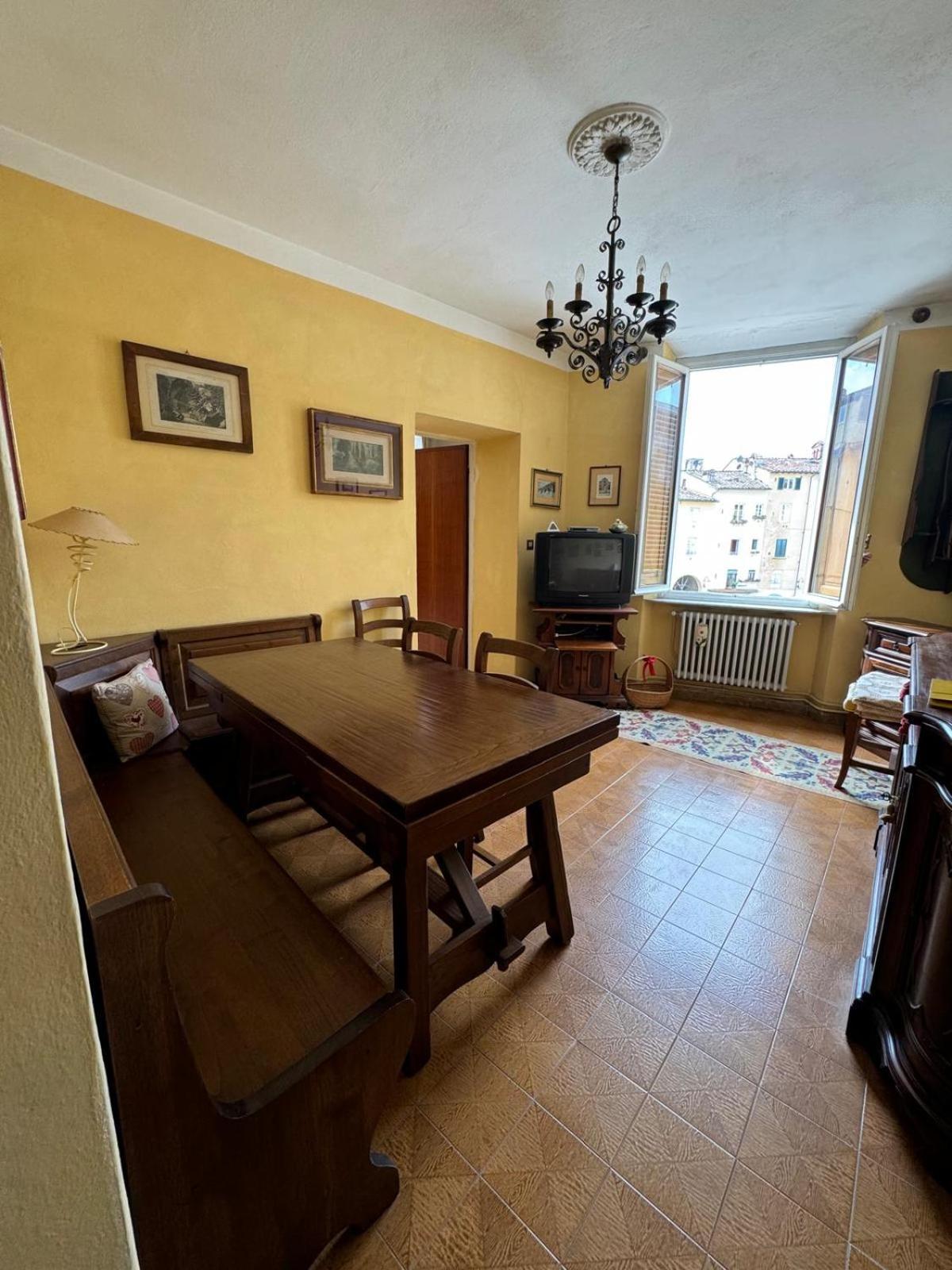 Micheli Suite Anfiteatro Square Lucca Eksteriør billede