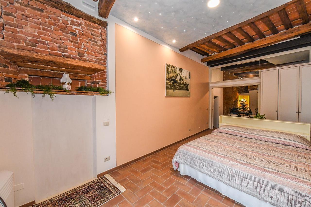 Micheli Suite Anfiteatro Square Lucca Eksteriør billede
