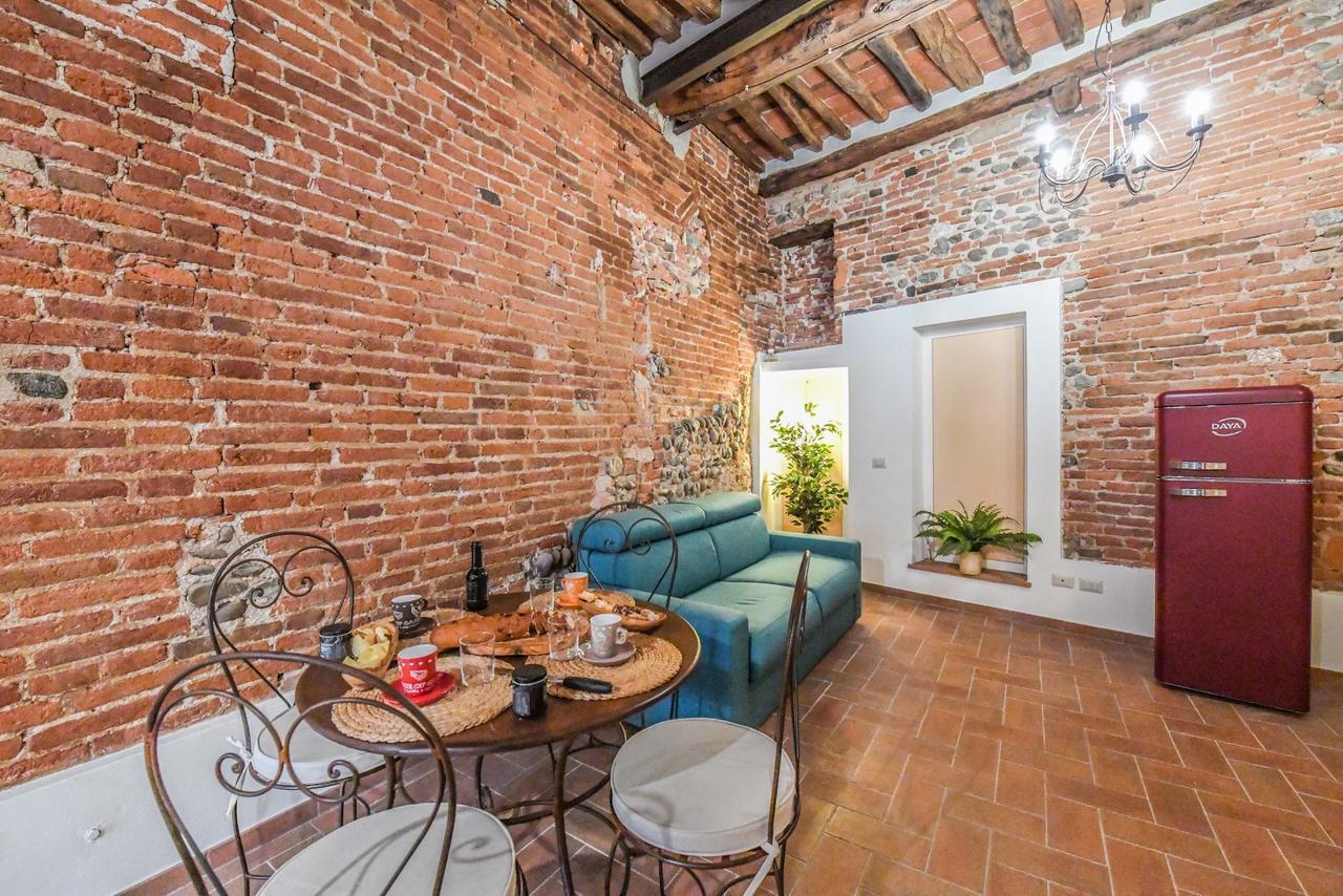 Micheli Suite Anfiteatro Square Lucca Eksteriør billede
