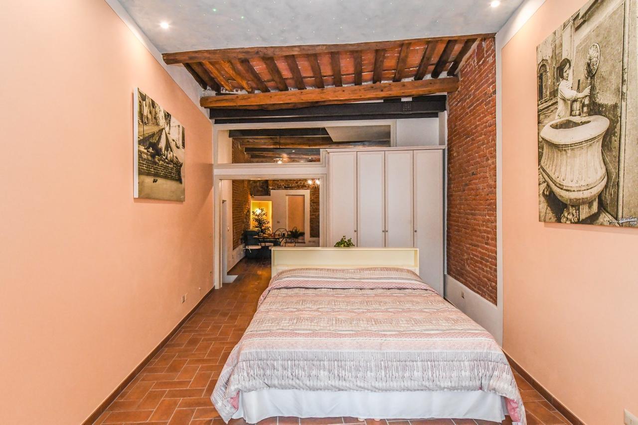 Micheli Suite Anfiteatro Square Lucca Eksteriør billede