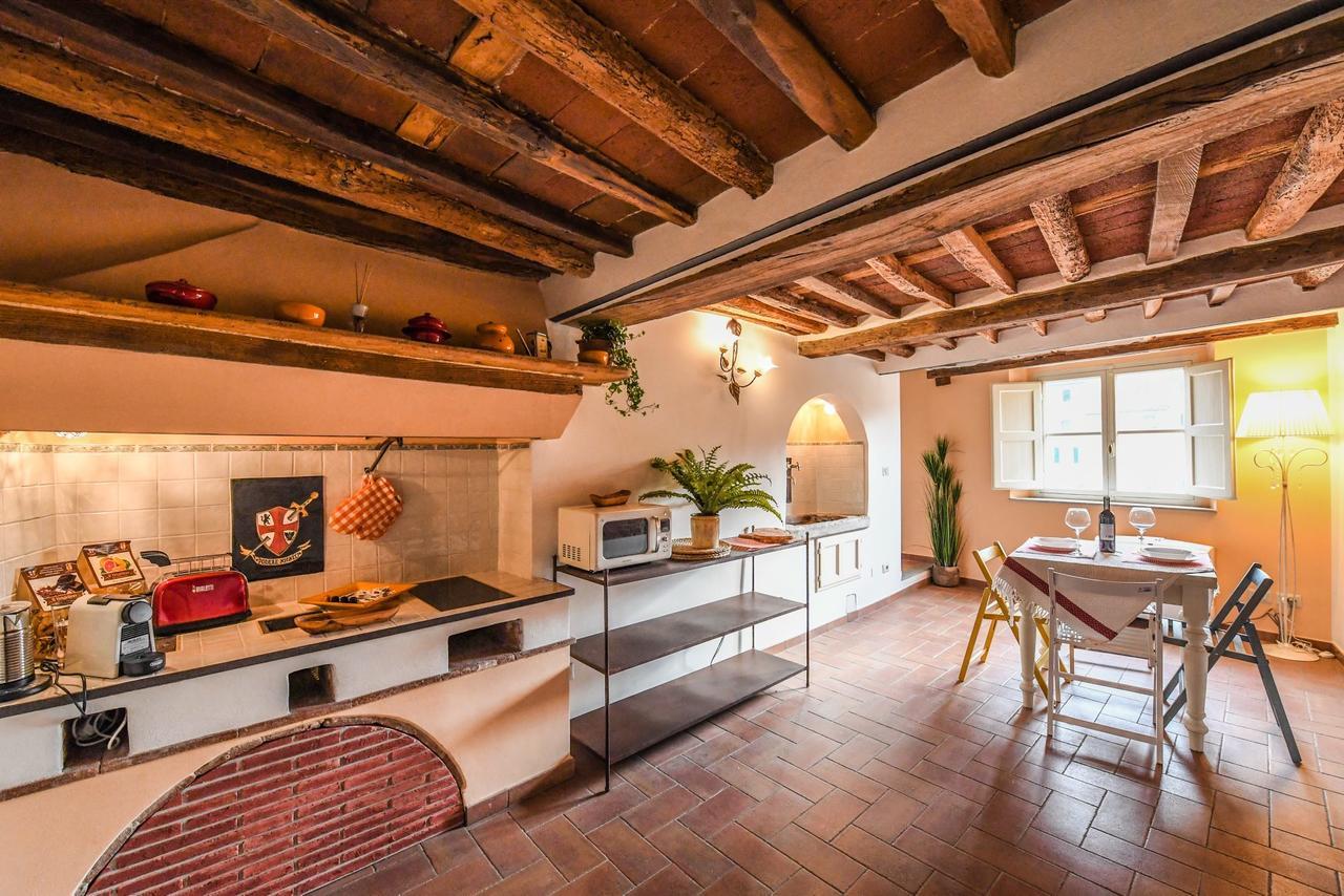 Micheli Suite Anfiteatro Square Lucca Eksteriør billede